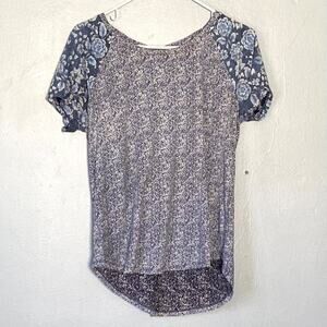 Lucky Brand Top Womens Size Medium Blue Floral Print 1/4 Zip Back Short Sleeve